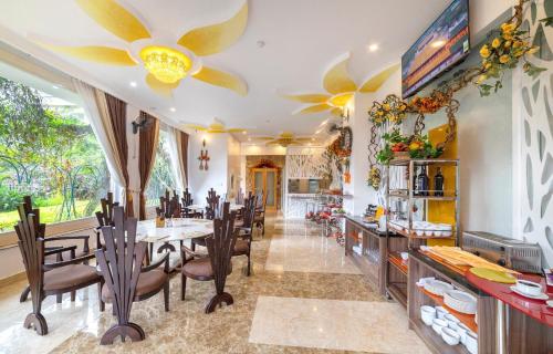 Ресторант или друго място за хранене в Hese Dalat Boutique Resort