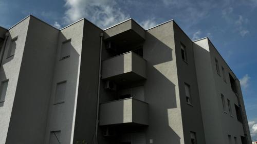 Budova, kde se apartmán nachází