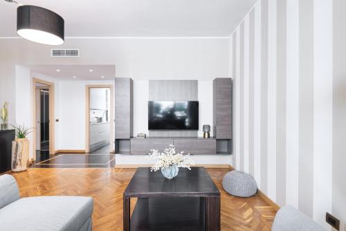 Easylife - Milano - LuigiRazza 6 - Centrale