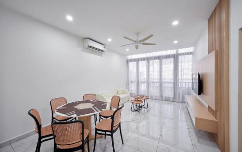 Χώρος καθιστικού στο TS Cozy GuestHouse/2BR 6pax 餐厅免税店1分钟步行
