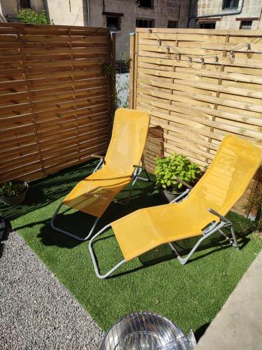 La maison des voyageurs avec grand parking privé -calme et sérénité