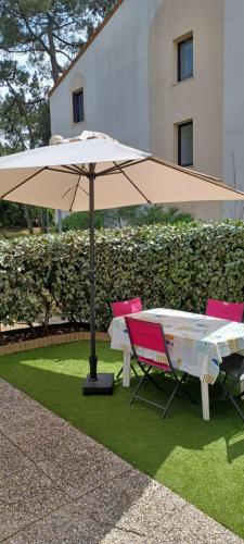AGREABLE REZ DE JARDIN AVEC TERRASSE PROCHE PLAGE