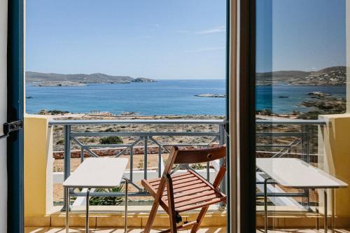 Refresh & Relax Residencies