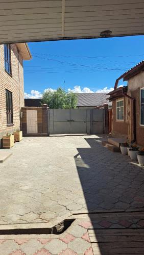 Gallery image of Guest house TESKEI in Bokonbayevo