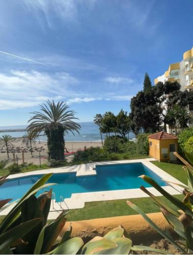 Marbella puerto Andra