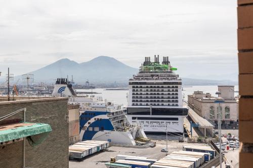 Foto Marittimo Luxury Apartment con vista Vesuvio 6