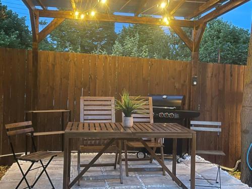 Patio nebo venkovní prostory v ubytování Ellie's Eco Private Glamping and Spa