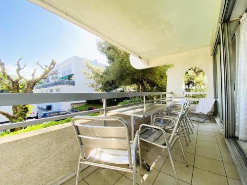 Port Vincent - Appartement deux pièces avec piscine au Ponant MAE-1094