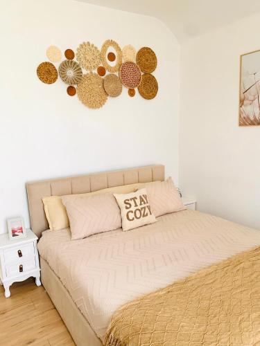Postel nebo postele na pokoji v ubytování Le Bora Cosy House - T2 lumineux et moderne à proximité du métro