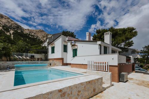 Villa Zlata - Holiday house