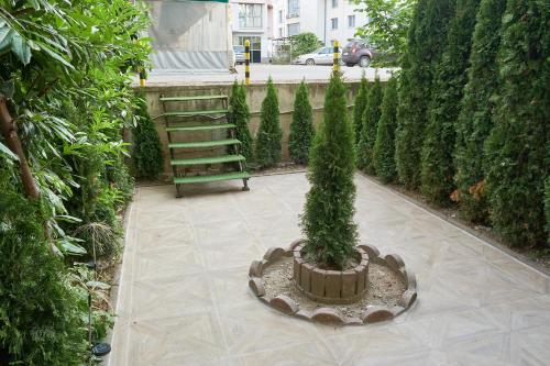 Un jardín fuera de Apartman Lili Centar