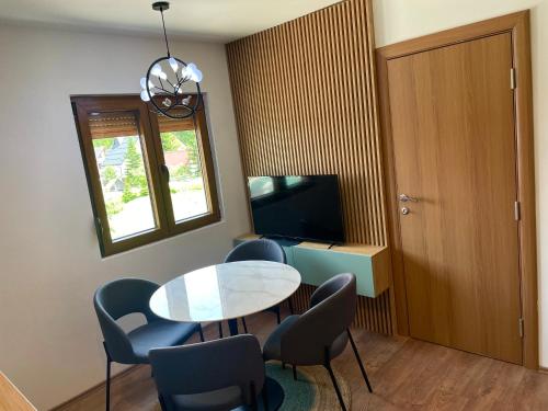 Imagen de la galería de Modern in center, en Žabljak