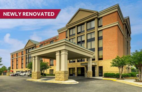 a rendering of a newly renovated hotel building at Drury Inn & Suites Birmingham Lakeshore Drive in Birmingham