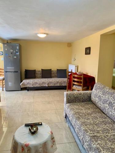 Sofia's Seaview Villa Near Airport And Beach