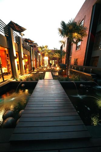 Bangunan di mana terletaknya hotel