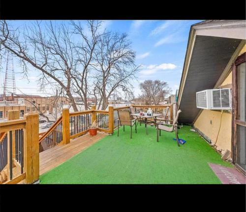 Μπαλκόνι ή βεράντα στο Whole unit for a family to stay