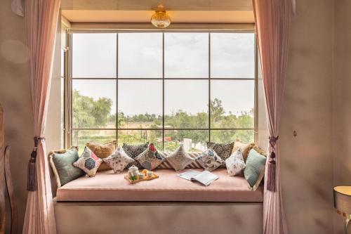 Gallery image of ELIVAAS Snehzy Luxurious 3BHK Villa with a Pvt Pool in Jaipur in Dhānd