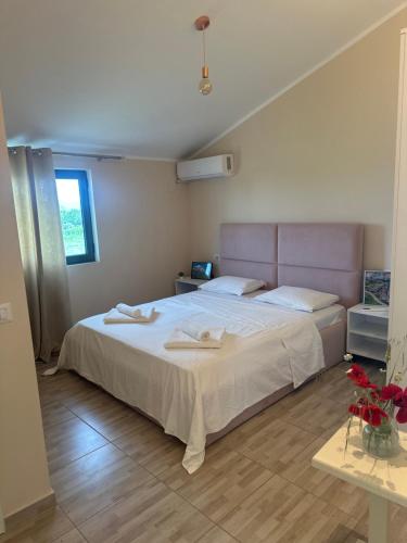 Postel nebo postele na pokoji v ubytování Ballkan B&B 1