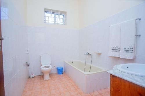 Koupelna v ubytování La Casa Preciosa in Tanga