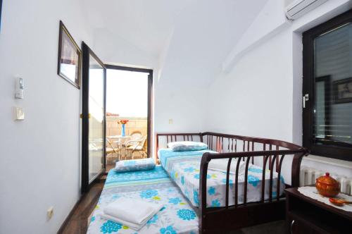 Afbeelding uit fotogalerij van Apartments Villa Mirjana in Budva