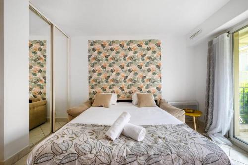 Victoria Beach - Charmant studio hyper centre ville de Menton - Mer au pied de l'immeuble