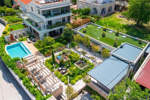 Villa Dolores Apartments