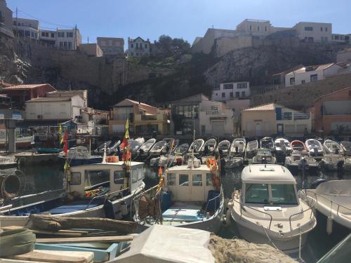 vue de rêve au vallon des auffes, 13007 marseille