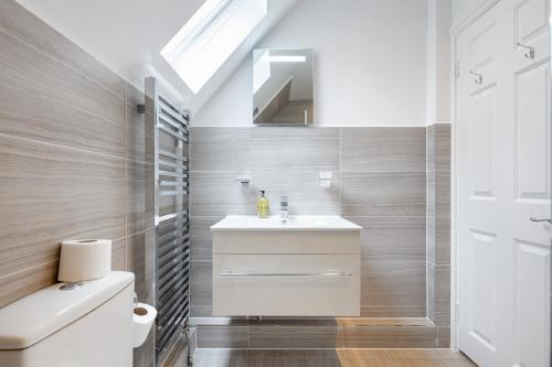 Koupelna v ubytování Rare 4beds Townhouse in Kensington with Patio