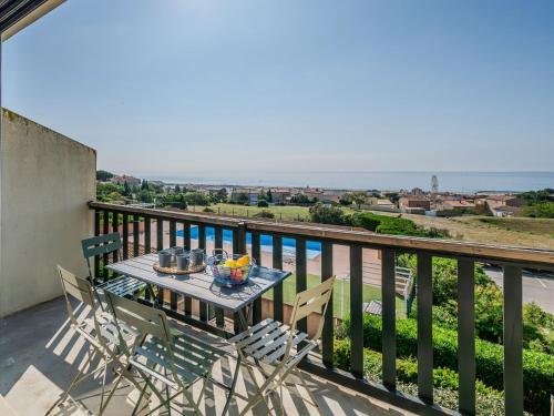 Apartment Les Eaux Vives 1 & 2-2 by Interhome