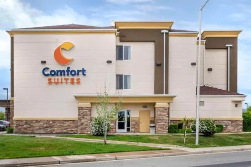 Comfort Suites Redding - Shasta Lake in Redding