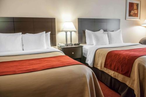 Postel nebo postele na pokoji v ubytování Quality Inn Rio Rancho - Albuquerque North Valley