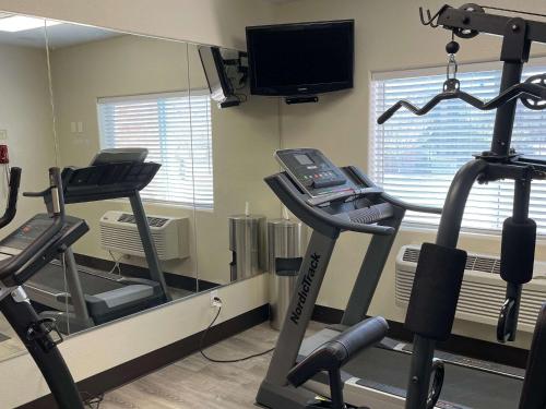 Фитнес-центр и/или тренажеры в Quality Inn Denver Westminster