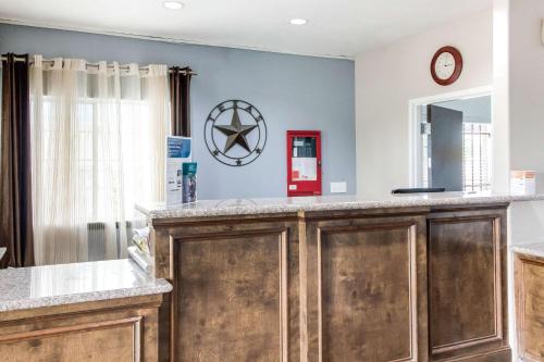 Billede fra billedgalleriet på Rodeway Inn & Suites Port Arthur - Groves i Port Arthur