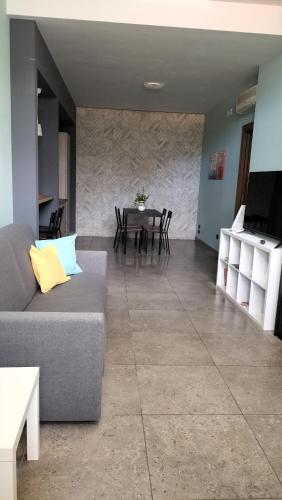 Televisyen dan/atau pusat hiburan di Casa Lamberti B&B