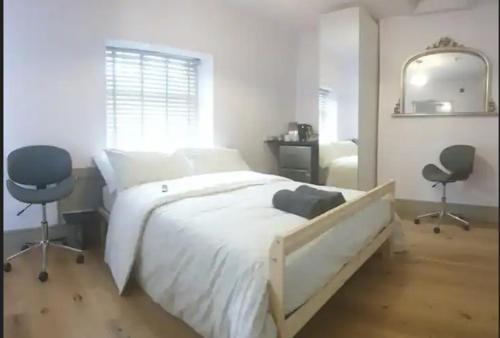 Katil atau katil-katil dalam bilik di Bucks - Turnbridge Guest House