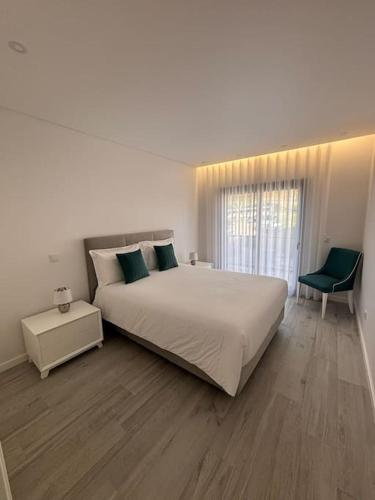 Stylish Nazaré Near Beach Oasis