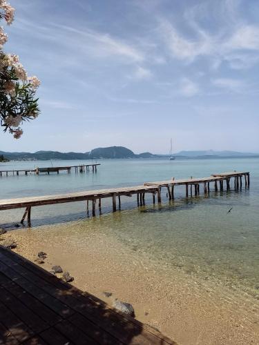 Gallery image of Viktor's house by the sea in Boukari