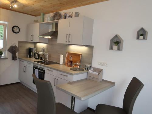 Η κουζίνα ή μικρή κουζίνα στο Holiday Home Caro by Interhome