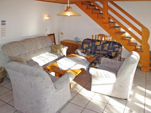 Posezení v ubytování Holiday Home Altes Schöpfwerk-4 by Interhome