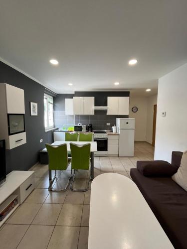 Apartman Luna&Kiara with private parking