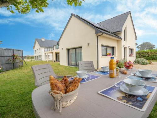 Apartment Les Chardons Bleus 1 by Interhome