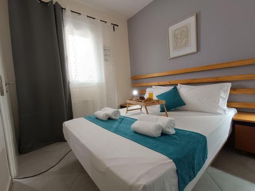 Gallery image of Salamis room in Salamís