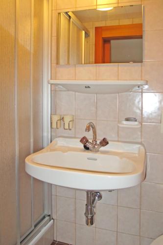 Apartment Martina by Interhome