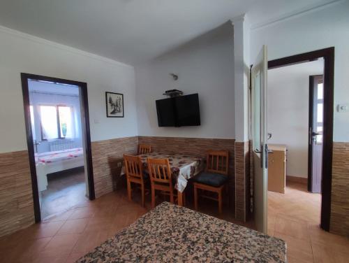 Телевизор и/или развлекательный центр в M&R apartmani Rovinj