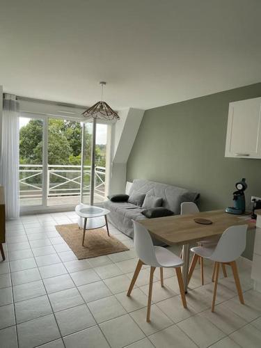 Les Belles Rives T2 avec balcon ensoleillé