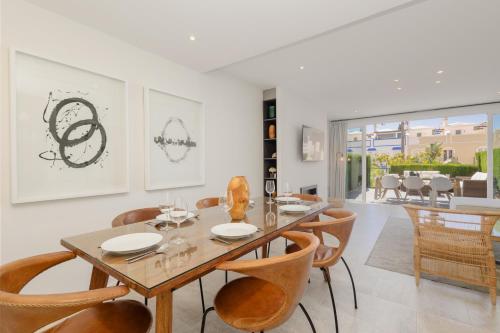 Townhouse in first line beach, Bahia de Marbella, Marbella