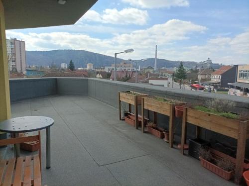 Nespecifikovaný výhled na hory nebo výhled na hory při pohledu z apartmánu