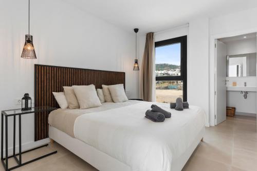 Casa Olivia Higueron West