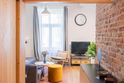 Prague Days - Studio with Netflix and Apple TV next to Park in Lesser Town