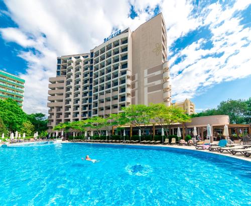 Hồ bơi trong/gần Sentido Bellevue Beach- All Inclusive & Beach Access